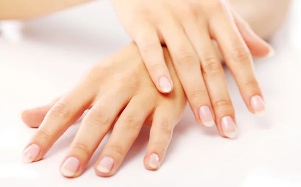 Unghie al top: manicure passo passo